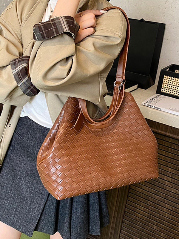 Split-Joint Shoulder Bags