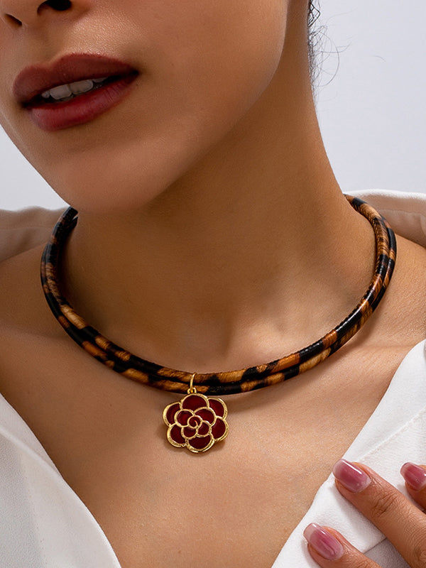 Double Layered Flower Shape Leopard Necklaces Accessories