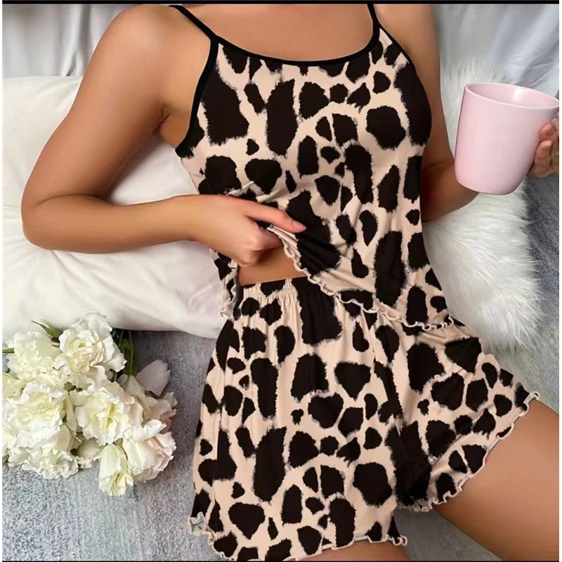 Women Fashion Sexy Love Printed Camisole Loose Shorts Pajamas Two-Piece Set