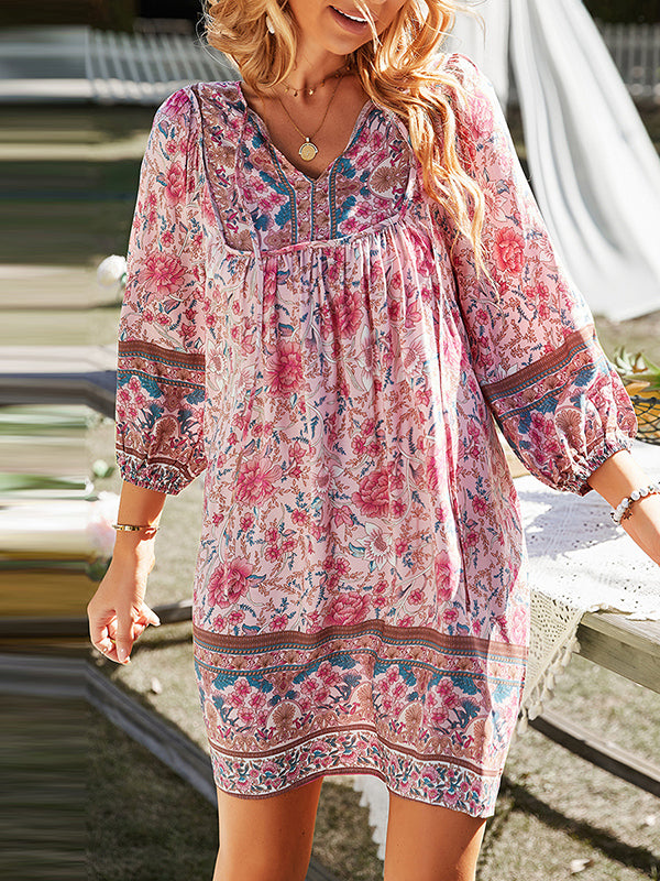 A-Line Loose Contrast Color Flower Print Pleated V-Neck Mini Dresses