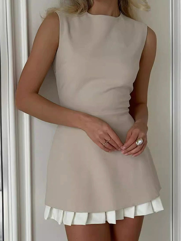Sleeveless Pleated Solid Color Split-Joint Tiered Round-neck Mini Dresses
