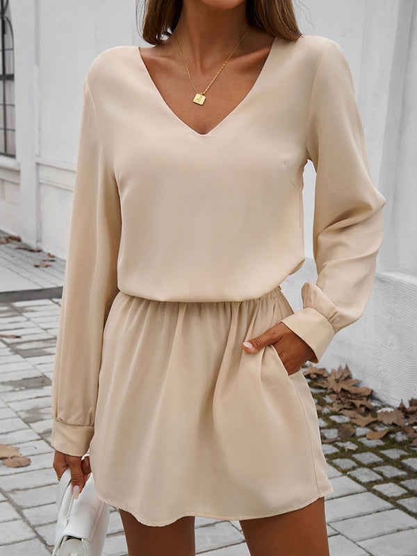 A-Line High Waisted Elasticity Pleated Solid Color V-Neck Mini Dresses