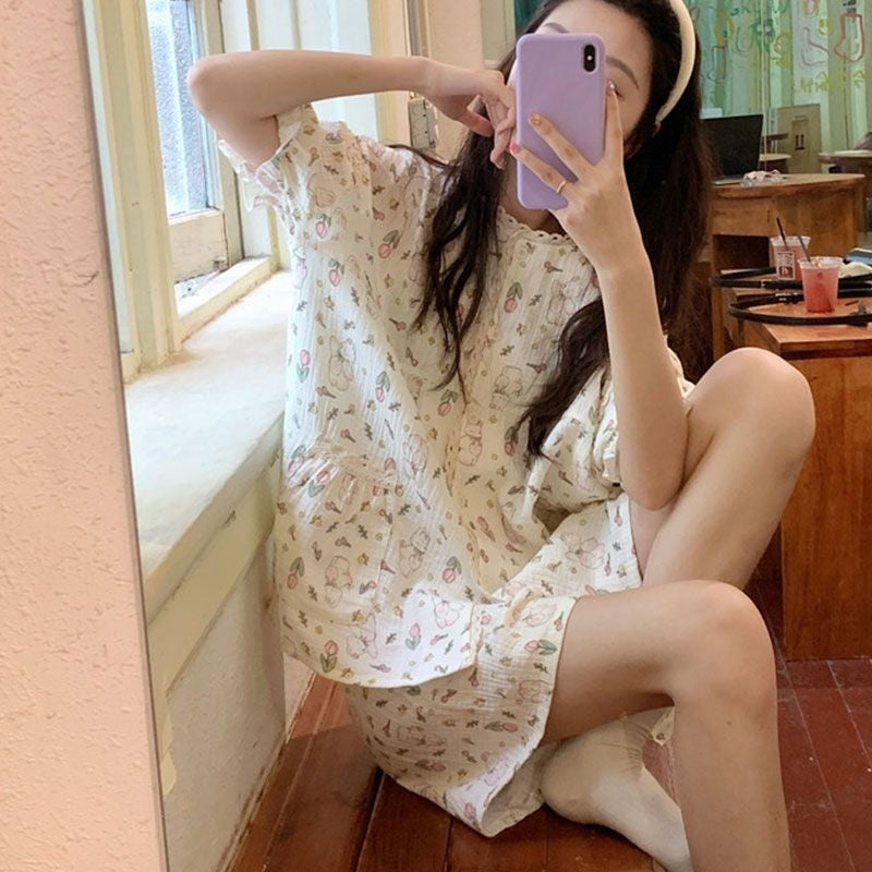 Women Minimalist Short Sleeve Top And Shorts Pajamas Set